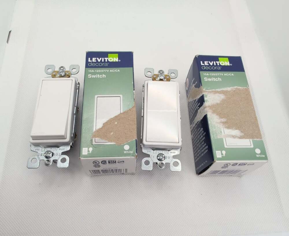 Leviton Decora 15A 120/277V Rocker Switch White 2 PACK